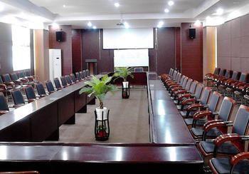 Zhengzhou Oak 5 Seasons Hotel Dış mekan fotoğraf